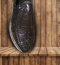 Load image into Gallery viewer, Rayadillo Negro Suela Vaqueta