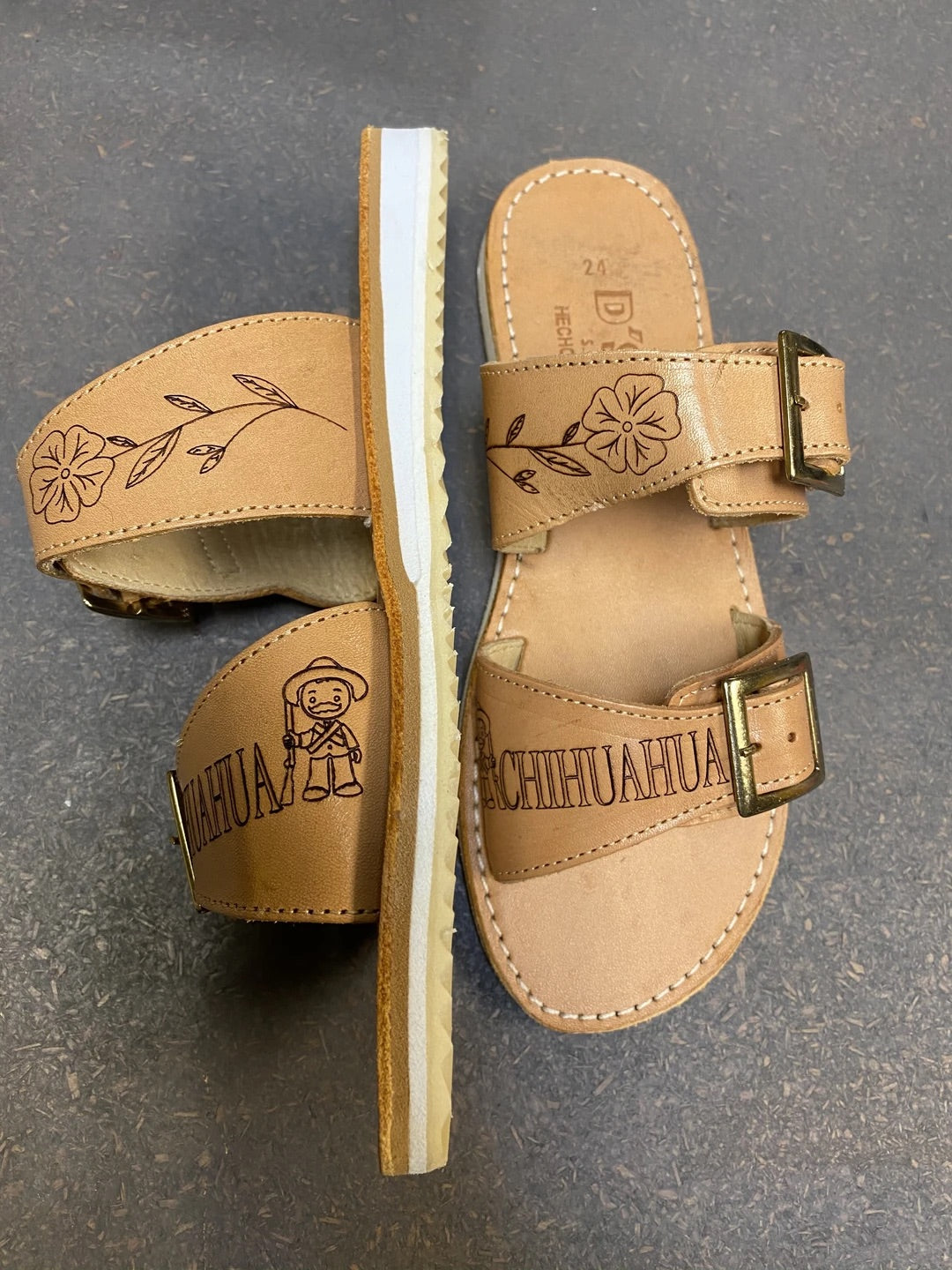 Chihuahua sandals 2025